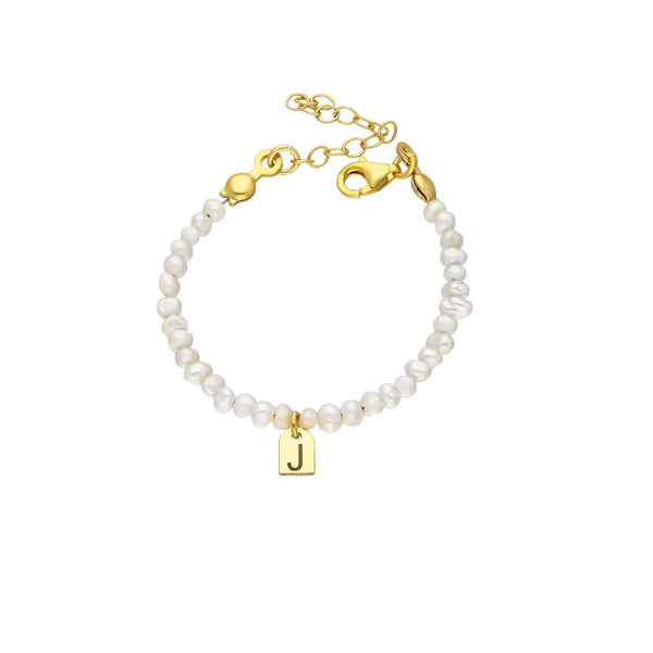 Initiaal armband met parels - baby editie
