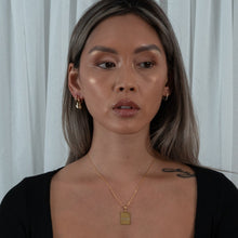 Afbeelding in Gallery-weergave laden, Rechthoek ketting graveerwerk  - emiza jewellery
