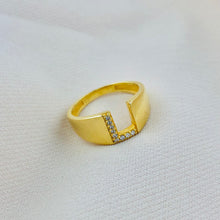 Afbeelding in Gallery-weergave laden, Initiaal ring - emiza jewellery
